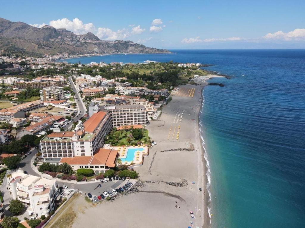 Naxos Glamour Apartment With Terrace, Parking And Etna View Giardini Naxos Exteriér fotografie